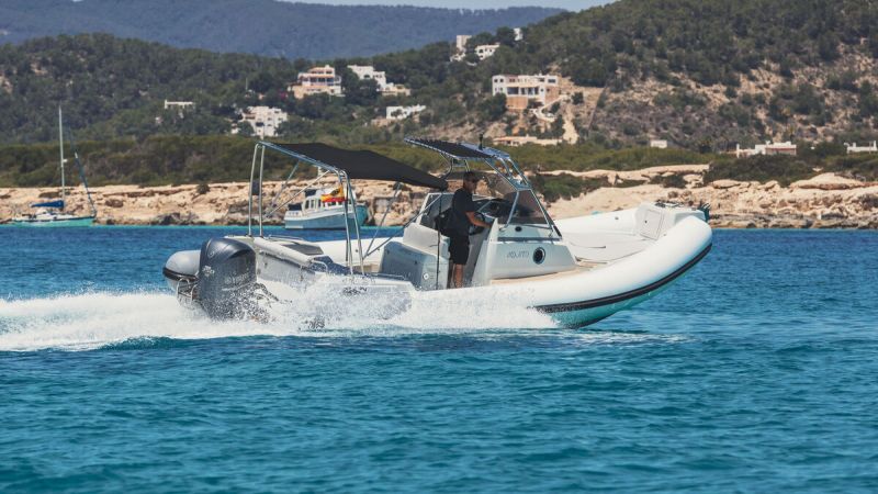 Alquiler SEMIRRíGIDAS - KARDIS 30 en Ibiza