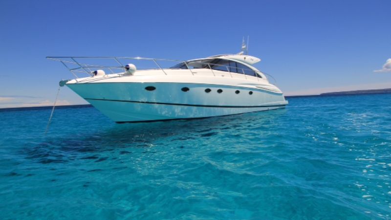 Alquilar YATES - PRINCESS V53 en Ibiza