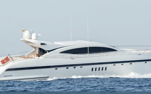 Alquilar YATES - MANGUSTA  108 Ibiza